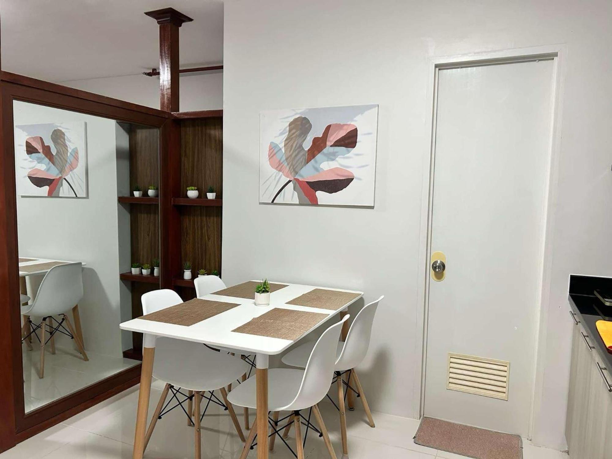 Condo Unit In Camella Manors باكولود المظهر الخارجي الصورة